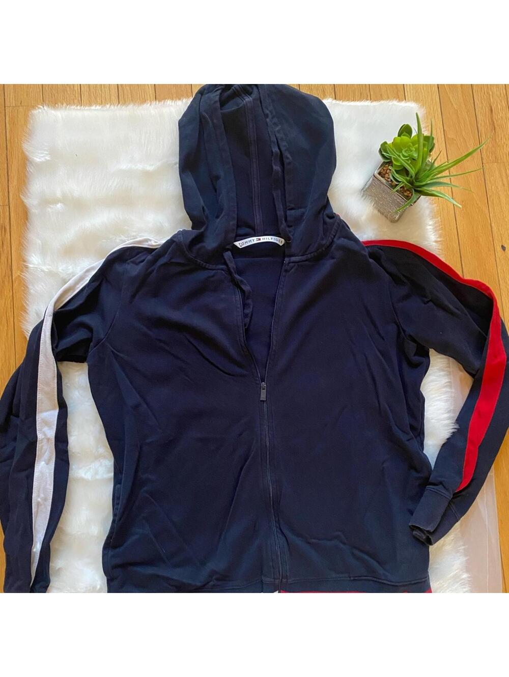Tommy Hilfiger Women's Zip-Up Hoodie  Large